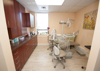 Dental treatment chair of Dr. Dani Dental
